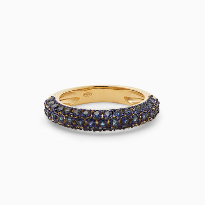 Essential Sapphire Bubble Ring in 18kt yellow gold studded with sapphires. 