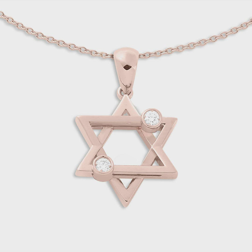 Movement of Joujou Star Necklace in 18kt pink gold