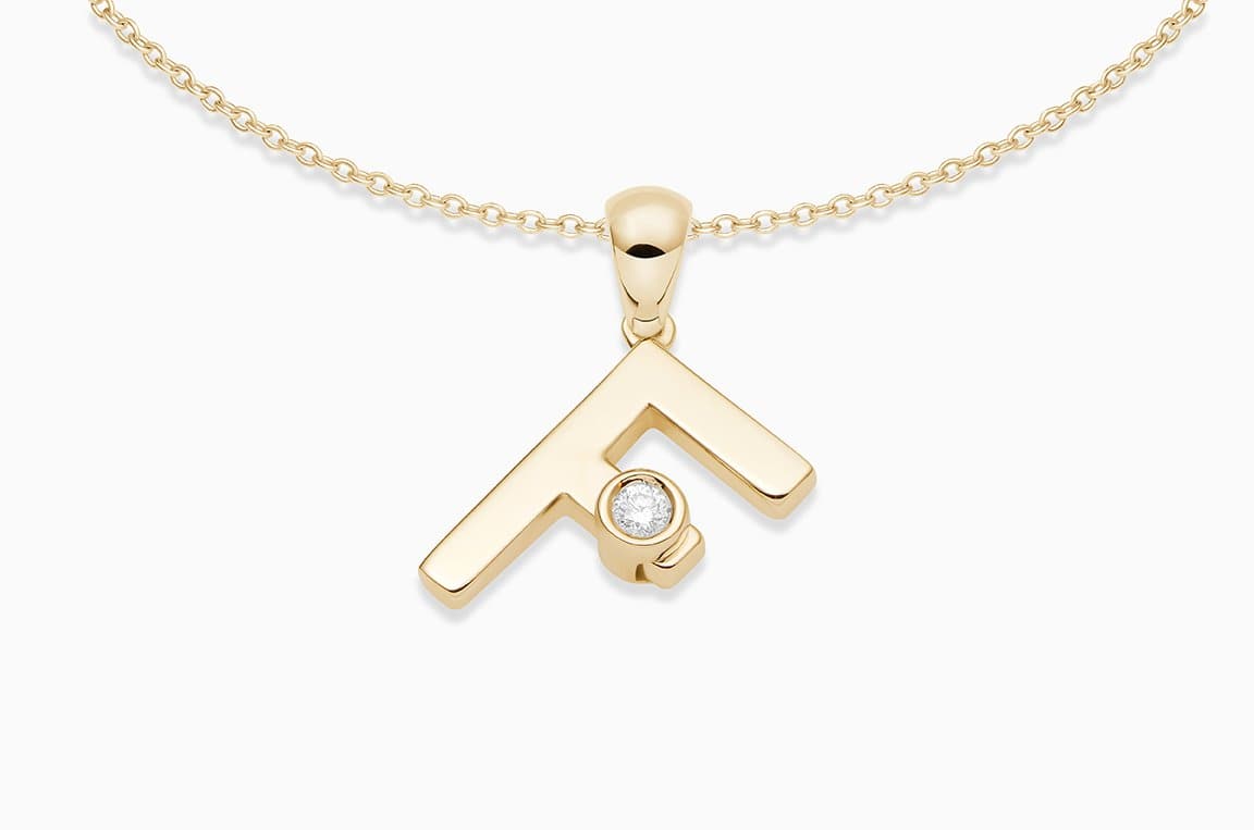 Joujou F Necklace in 18kt yellow gold