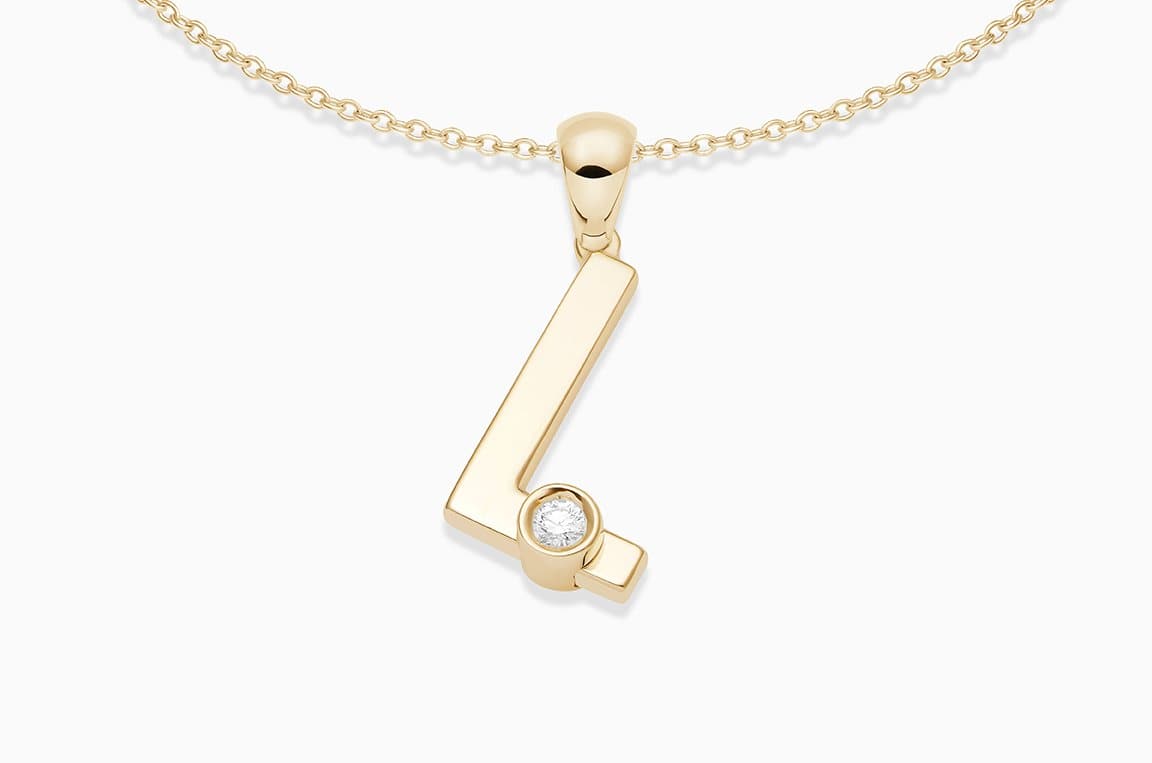 Joujou L Necklace in 18kt yellow gold