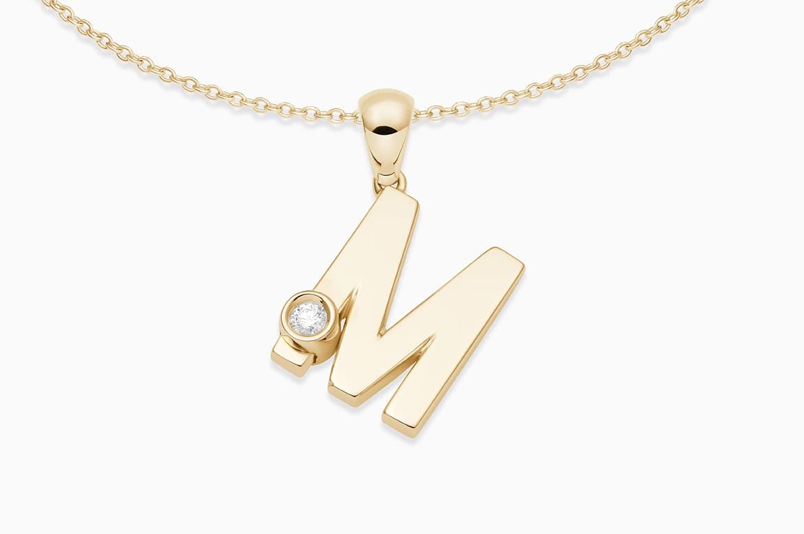 Joujou M Necklace in 18kt yellow gold