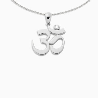 Joujou Om Necklace in 18kt white gold. 